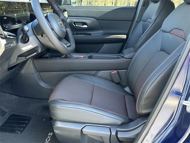 new 2025 Nissan Kicks car, priced at $29,551