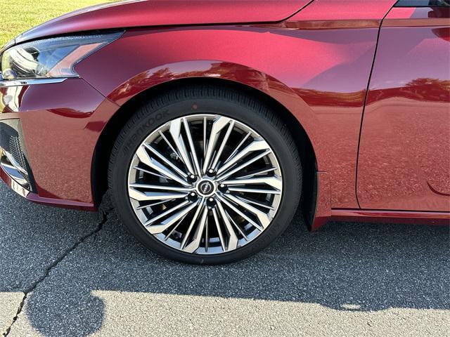 used 2024 Nissan Altima car, priced at $30,693