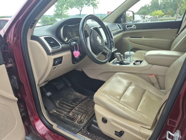 used 2017 Jeep Grand Cherokee car, priced at $13,740