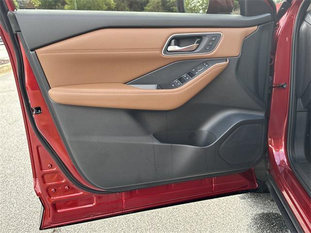 new 2025 Nissan Rogue car, priced at $39,481
