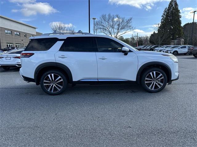 new 2025 Nissan Pathfinder car, priced at $50,566