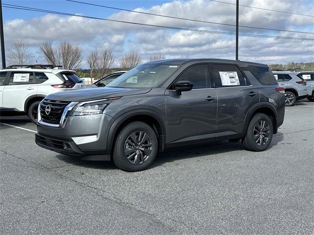 new 2025 Nissan Pathfinder car, priced at $34,748