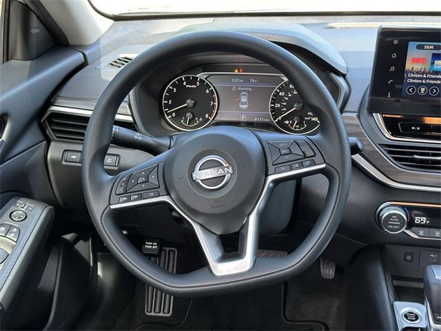 new 2025 Nissan Altima car, priced at $27,346