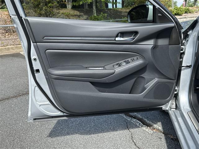 new 2025 Nissan Altima car, priced at $27,346
