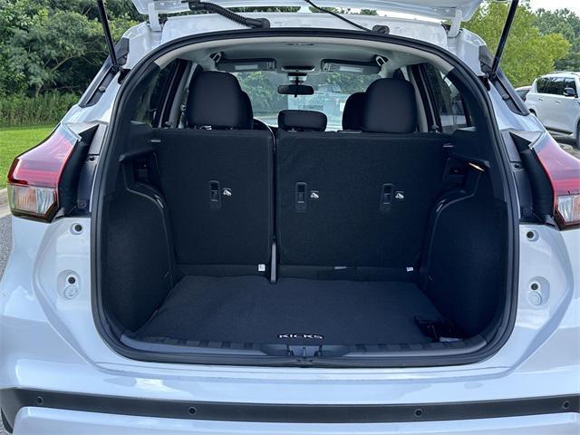 new 2025 Nissan Kicks car, priced at $22,239