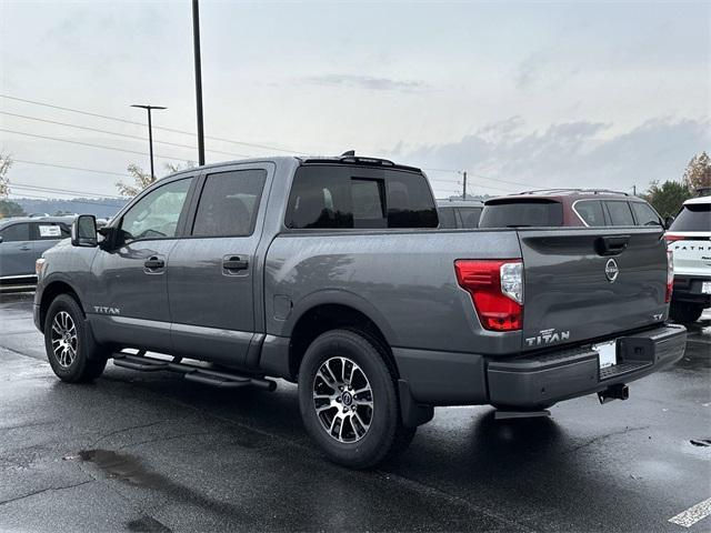 new 2024 Nissan Titan car, priced at $43,918