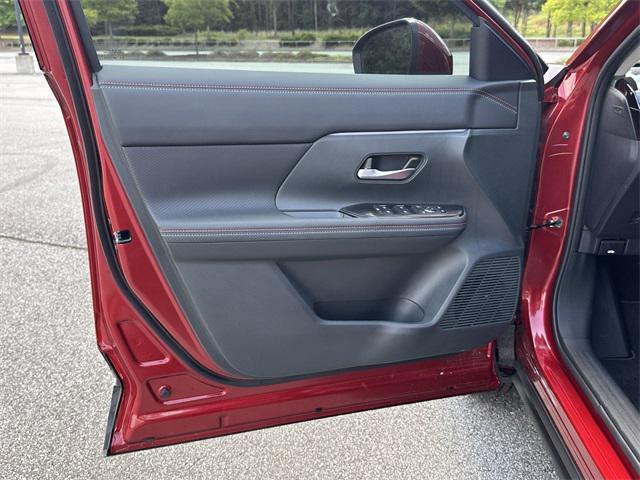 new 2025 Nissan Kicks car, priced at $27,549
