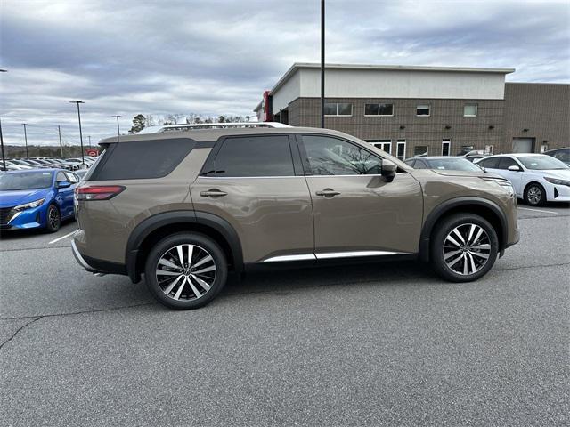 new 2024 Nissan Pathfinder car, priced at $51,060