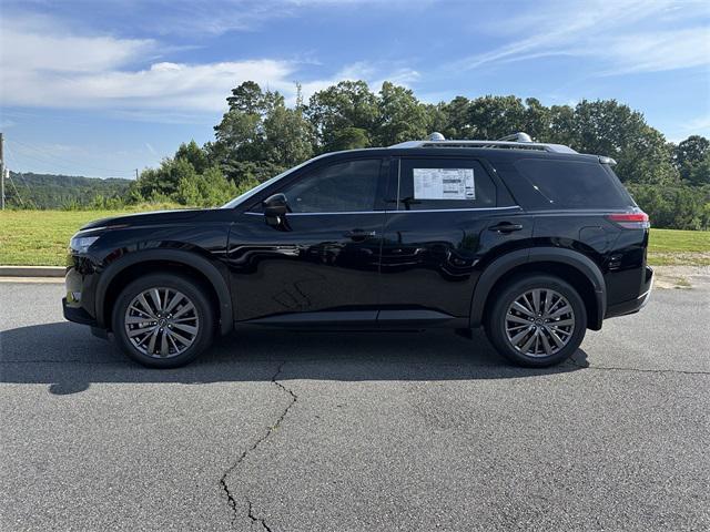 new 2025 Nissan Pathfinder car, priced at $36,294