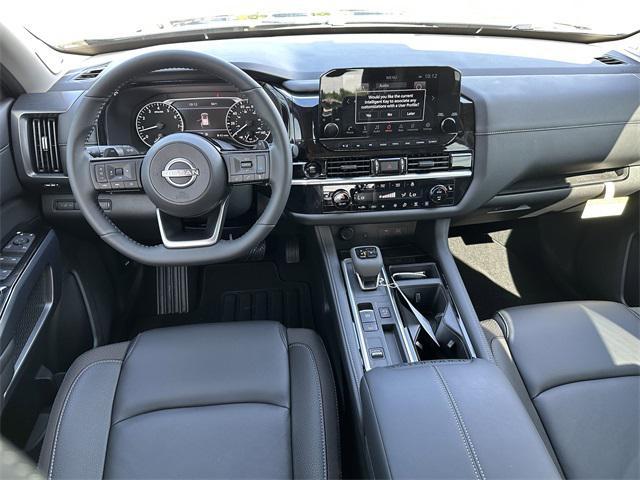 new 2025 Nissan Pathfinder car, priced at $36,294
