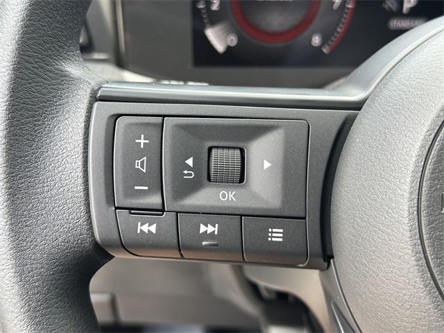 new 2025 Nissan Kicks car, priced at $24,127