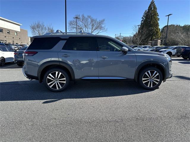 new 2025 Nissan Pathfinder car, priced at $47,841