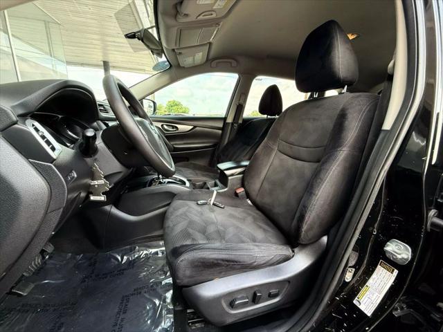 used 2014 Nissan Rogue car, priced at $9,595