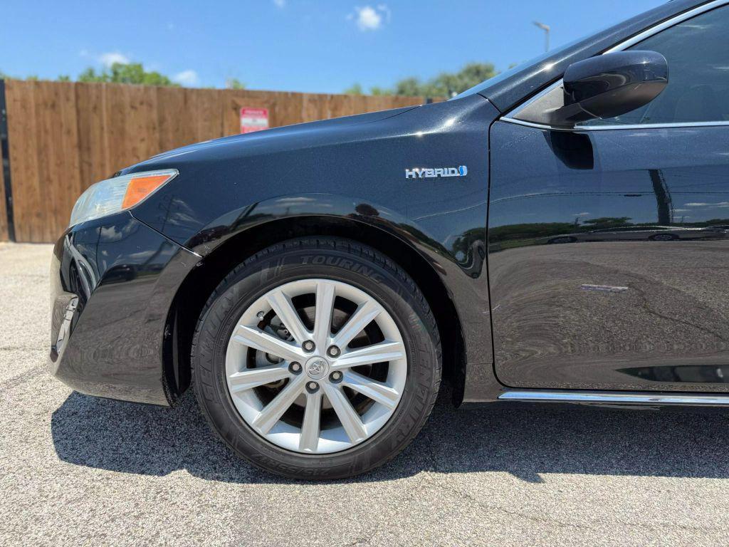 used 2013 Toyota Camry Hybrid car, priced at $10,995