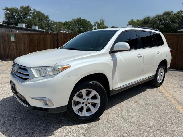 used 2013 Toyota Highlander car, priced at $9,889