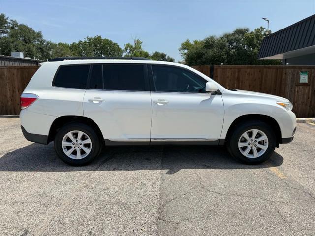 used 2013 Toyota Highlander car, priced at $9,889