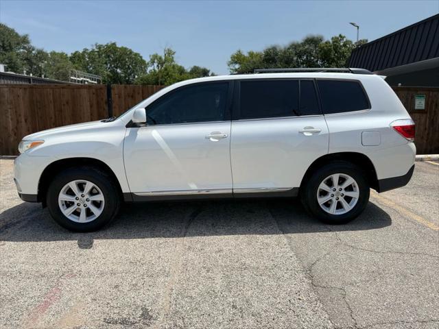 used 2013 Toyota Highlander car, priced at $9,889