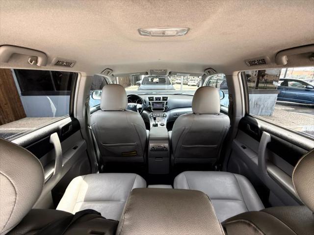 used 2013 Toyota Highlander car, priced at $9,889