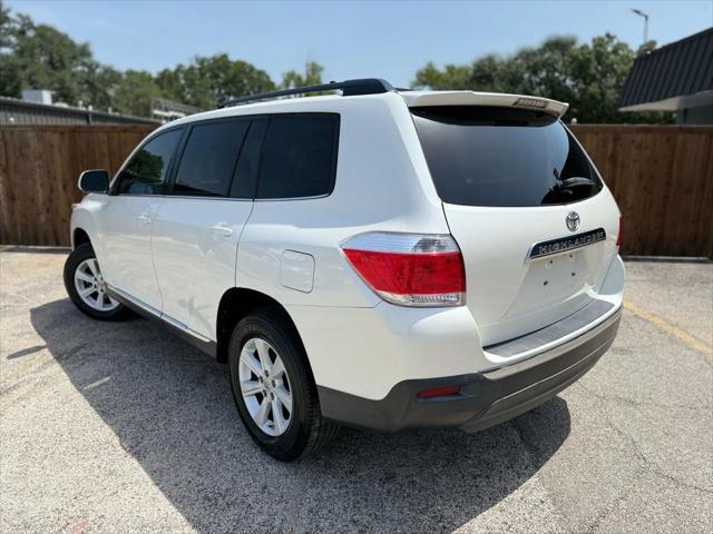 used 2013 Toyota Highlander car, priced at $9,889