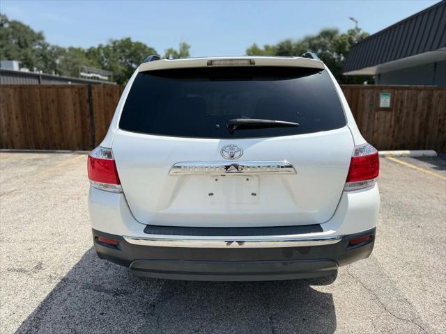 used 2013 Toyota Highlander car, priced at $9,889