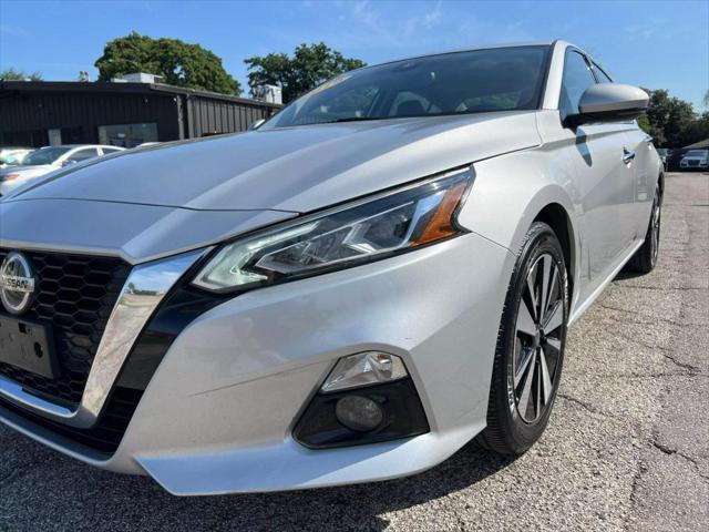 used 2019 Nissan Altima car, priced at $13,995