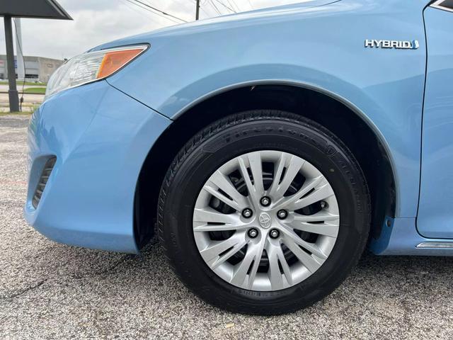 used 2013 Toyota Camry Hybrid car, priced at $15,888