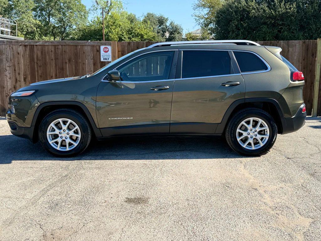 used 2014 Jeep Cherokee car, priced at $10,788