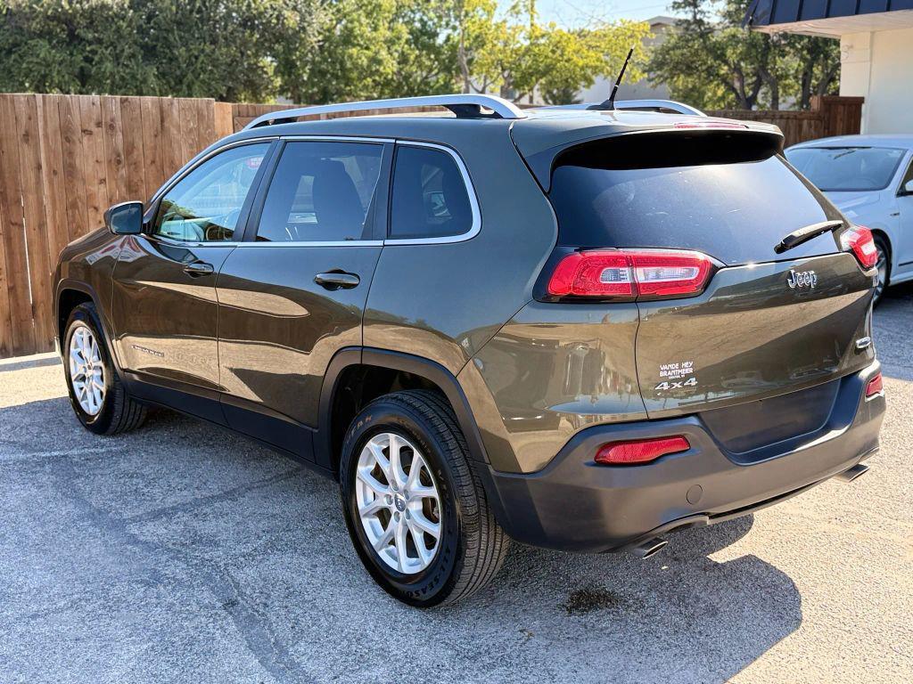 used 2014 Jeep Cherokee car, priced at $10,788