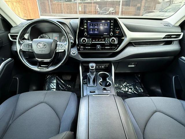 used 2020 Toyota Highlander car, priced at $25,558