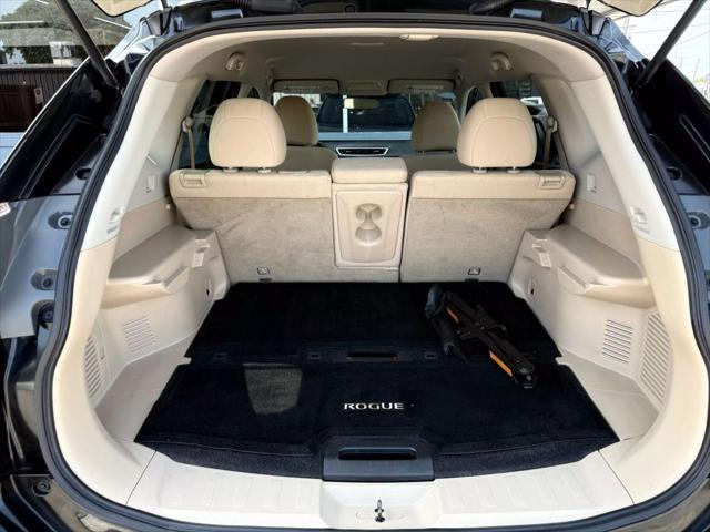 used 2016 Nissan Rogue car, priced at $10,888