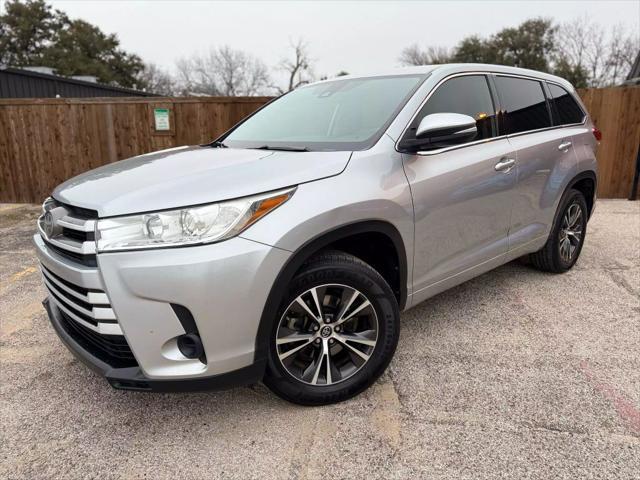 used 2018 Toyota Highlander car, priced at $16,995