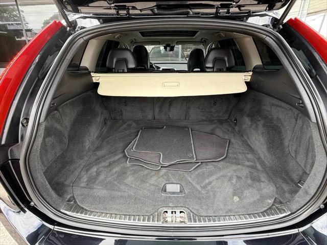 used 2015 Volvo XC60 car, priced at $11,995