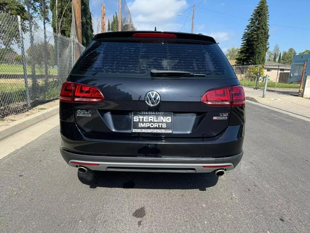 used 2017 Volkswagen Golf Alltrack car