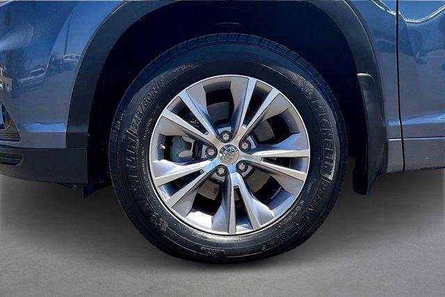 used 2015 Toyota Highlander car, priced at $19,883