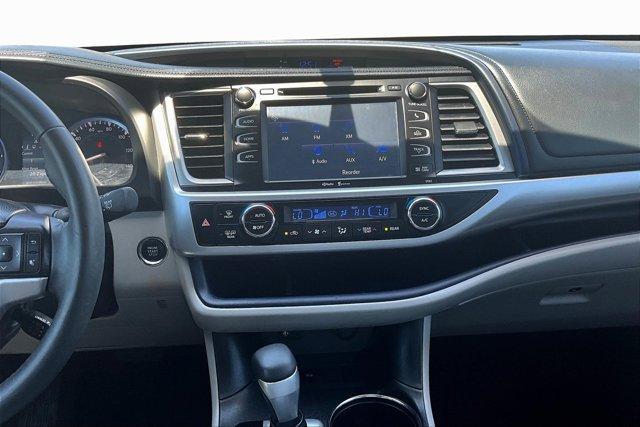 used 2015 Toyota Highlander car, priced at $19,883