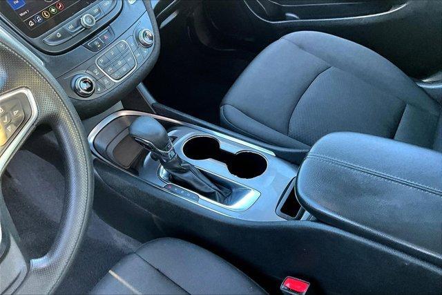 used 2021 Chevrolet Malibu car, priced at $15,250