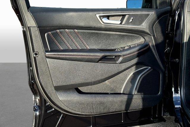 used 2020 Ford Edge car, priced at $17,808