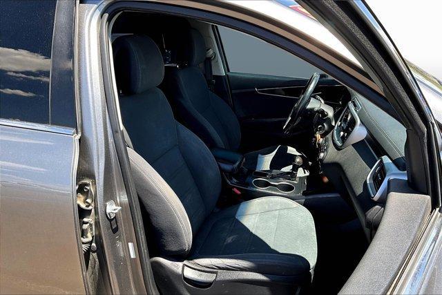 used 2016 Kia Sorento car, priced at $13,811