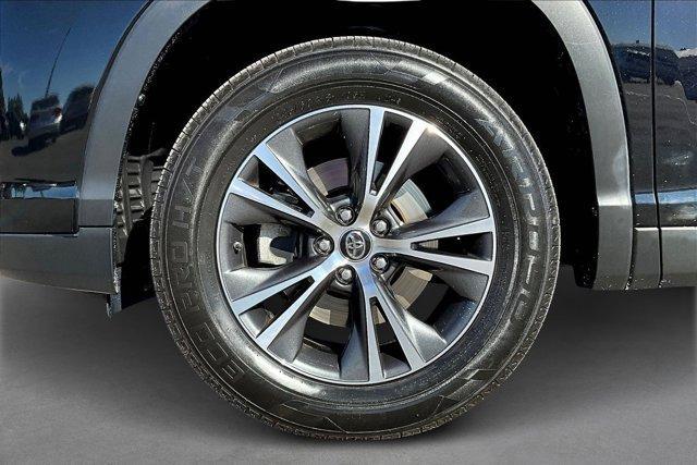 used 2019 Toyota Highlander car, priced at $19,769