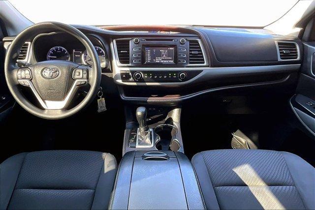 used 2019 Toyota Highlander car, priced at $19,769