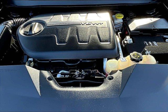 used 2019 Jeep Cherokee car, priced at $17,286