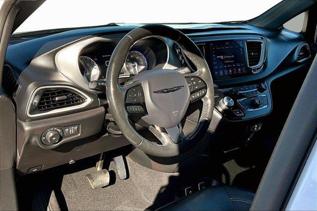used 2020 Chrysler Pacifica car, priced at $18,837