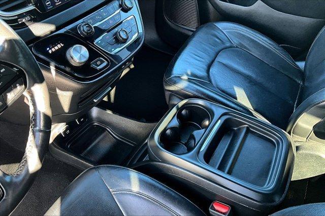 used 2020 Chrysler Pacifica car, priced at $18,837