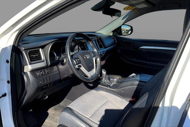 used 2017 Toyota Highlander car, priced at $19,392