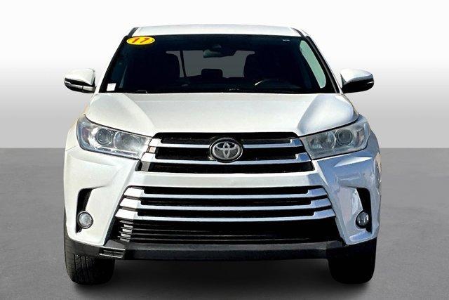 used 2017 Toyota Highlander car, priced at $19,392