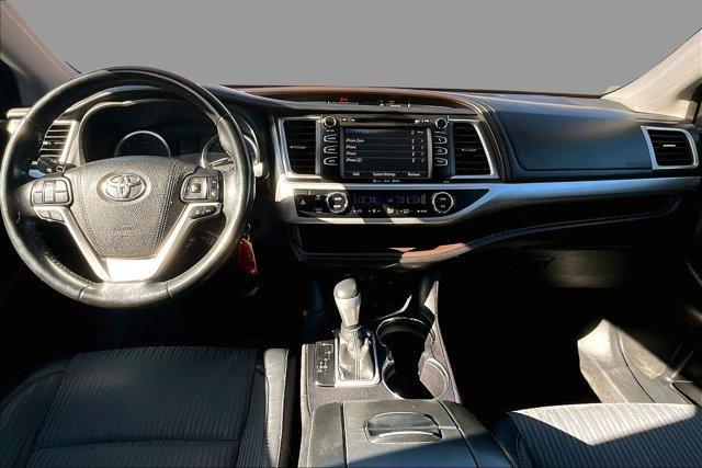 used 2017 Toyota Highlander car, priced at $19,392