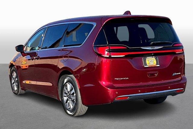 used 2022 Chrysler Pacifica Hybrid car, priced at $19,843