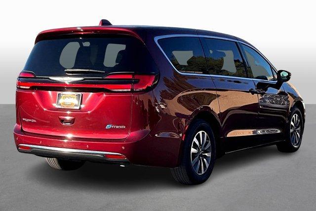 used 2022 Chrysler Pacifica Hybrid car, priced at $19,843