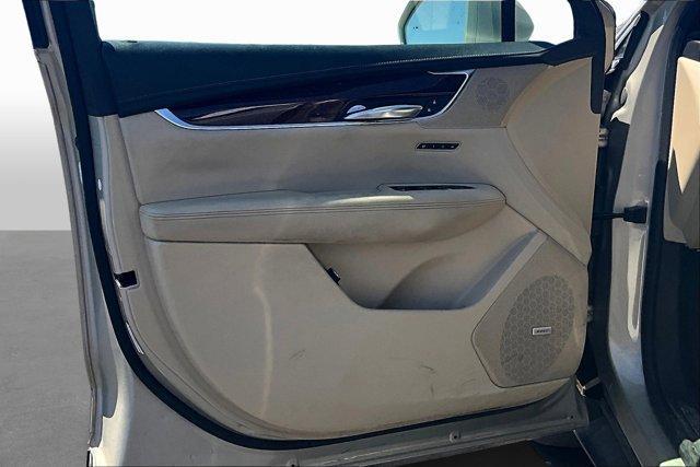used 2017 Cadillac XT5 car, priced at $15,908