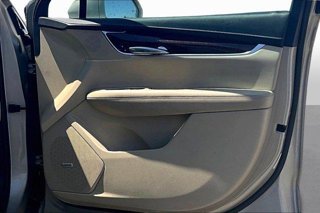 used 2017 Cadillac XT5 car, priced at $15,908
